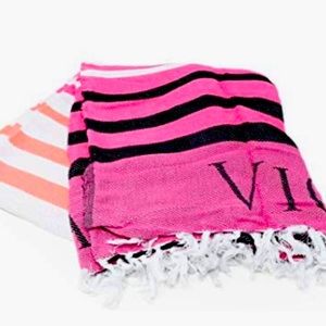 VS BEACH BLANKET